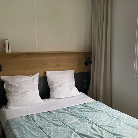 Parque de Campismo Mobil-home Avec Terrasse Pour 5 Personnes à Saint-pierre-d'oléron - Api-1-52-987 Saint-Pierre-d'Oleron