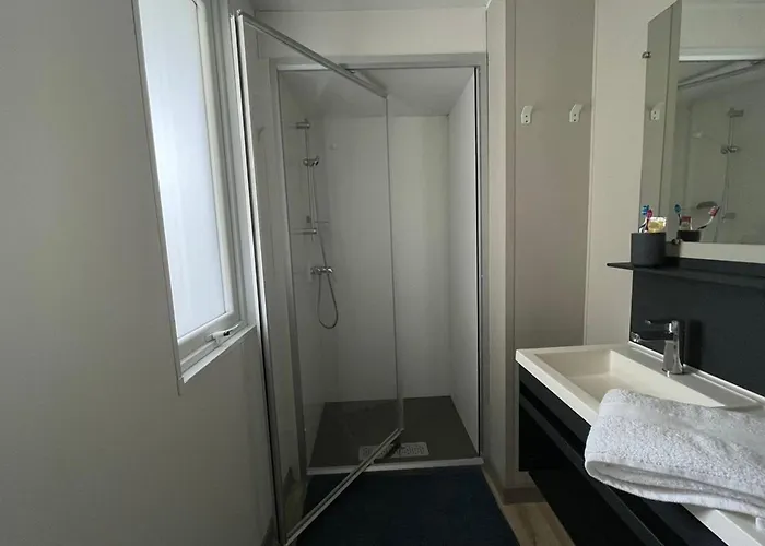 Parque de Campismo Mobil-home Avec Terrasse Pour 5 Personnes à Saint-pierre-d'oléron - Api-1-52-987