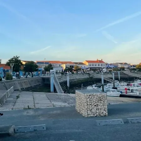 Mobil-home Avec Terrasse Pour 5 Personnes A - Api-1-52-987 * Saint-Pierre-d'Oleron