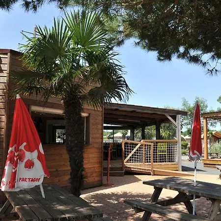 Mobil-home Avec Terrasse Pour 5 Personnes A - Api-1-52-987 Campingplads